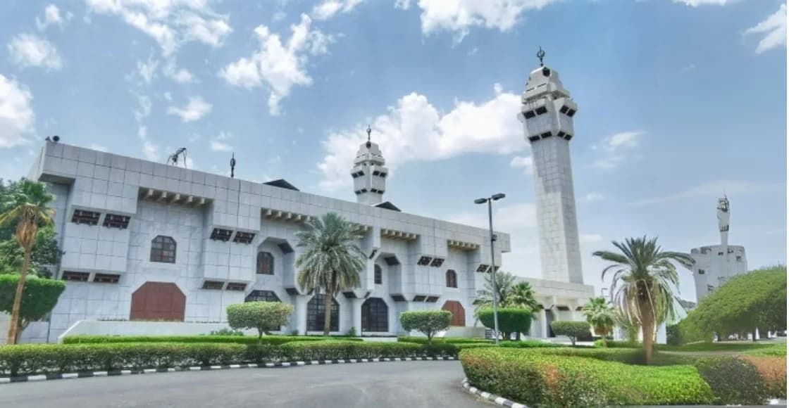 Masjid e Taneem in Madinah